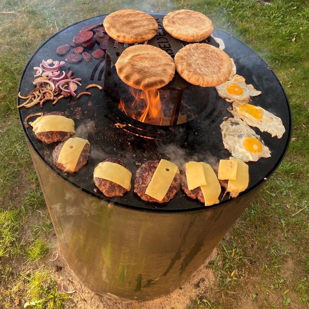 Bålgrill med stegeplade og grillrist